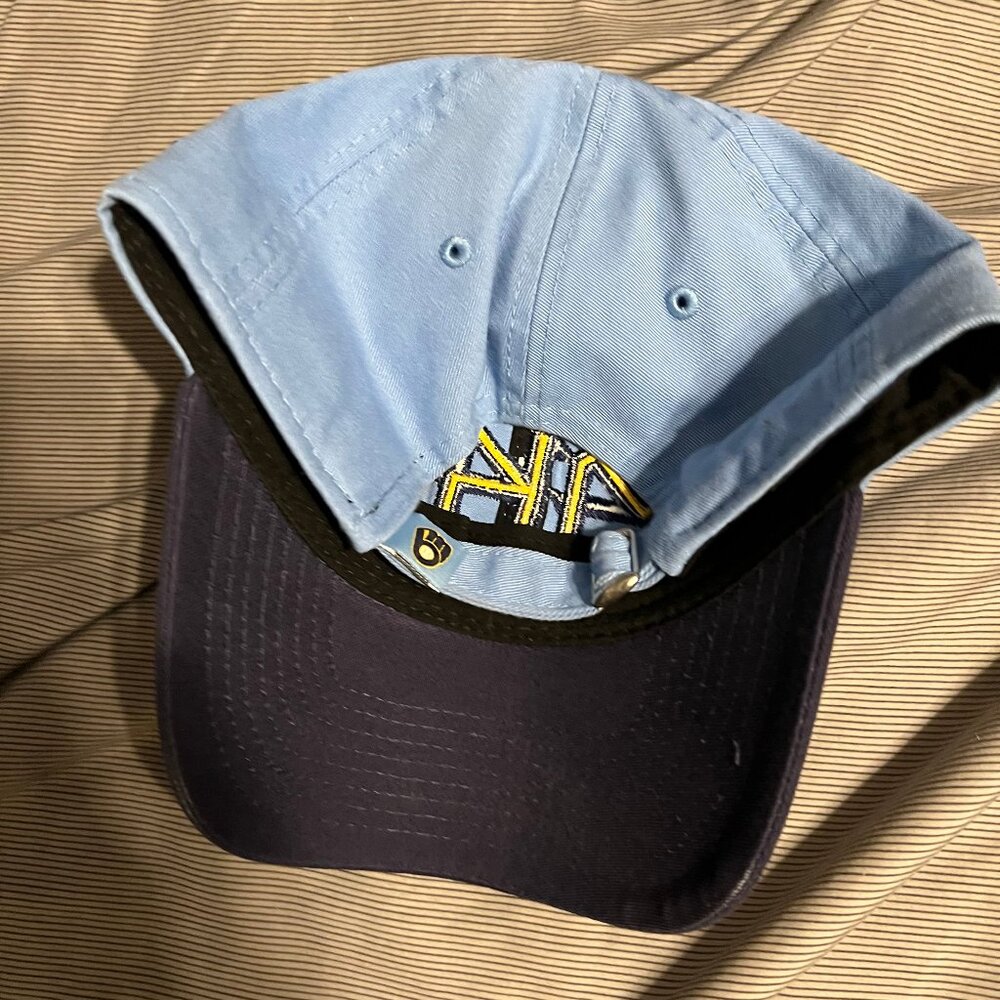 Milwaukee Brewers Adjustable New Era Hat - Picture 2 of 2